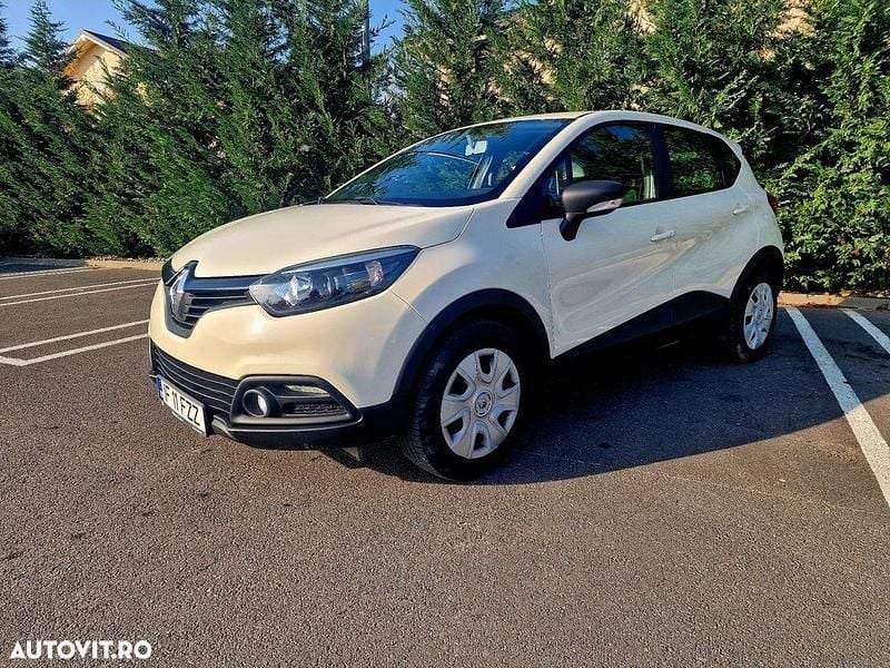 Culoarebej Utilizat 2016 Renault Captur Intens SUV | 6.987 EUR (Preț bun) - Imagine 1/4