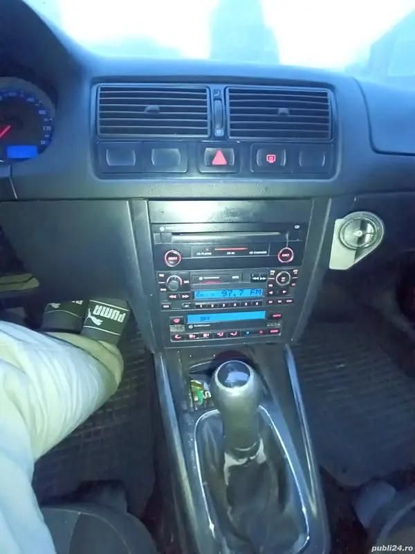 Second-hand VW Golf IV 90 CP (66 kW) 2004 Alb Break