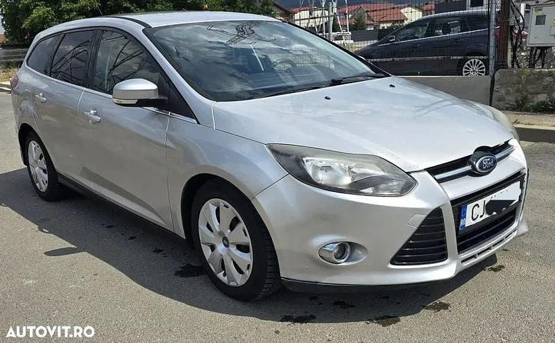 Culoaregri Utilizat 2012 Ford Focus Titanium Break | 3.955 EUR (Super Preț) - Imagine 1/4