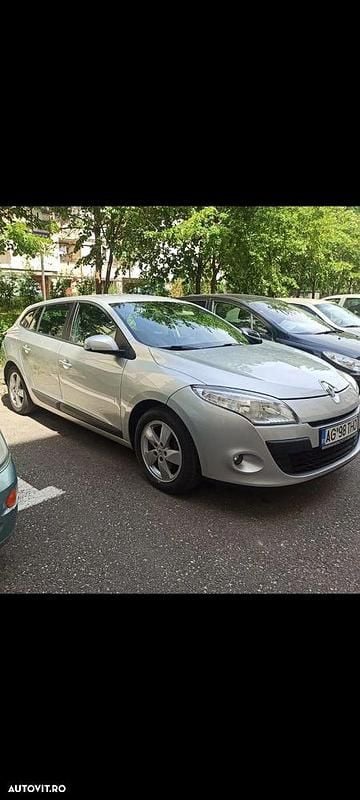 Culoaregri Utilizat 2010 Renault Mégane GrandTour Break | 3.100 EUR (Preț OK) - Imagine 1/4