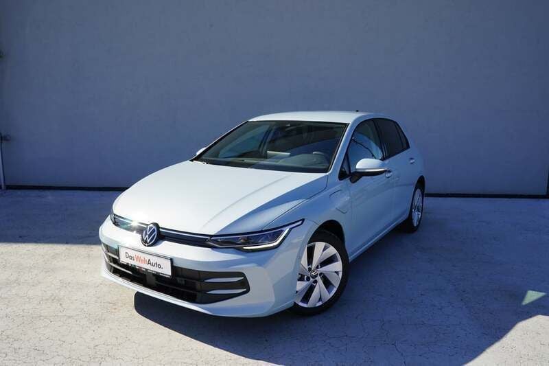 Albastru mediu normal Utilizat 2025 VW Golf VIII Life | 29.700 EUR (Preț OK) - Imagine 1/4