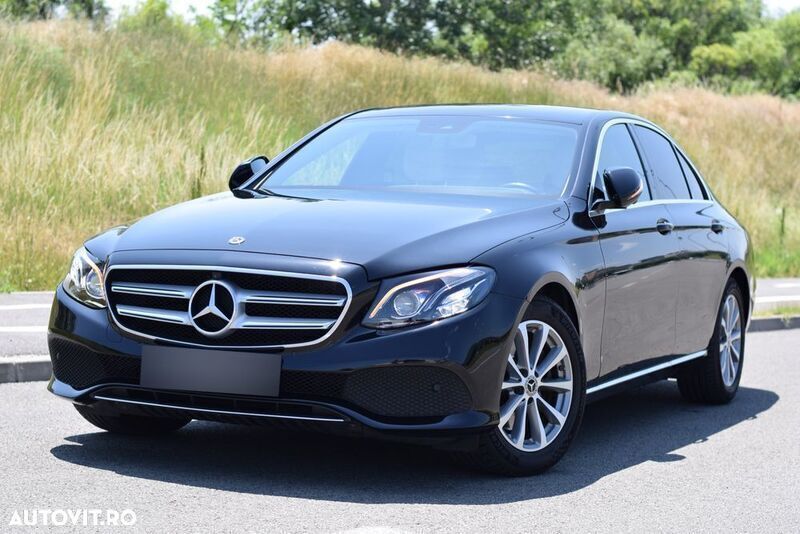 Negru Utilizat 2019 Mercedes E200 Berlinǎ | 26.850 EUR (Scump) - Imagine 1/4