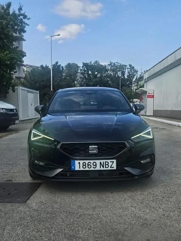 Utilizat 2025 Seat Leon Hatchback | 19.800 EUR - Imagine 1/4