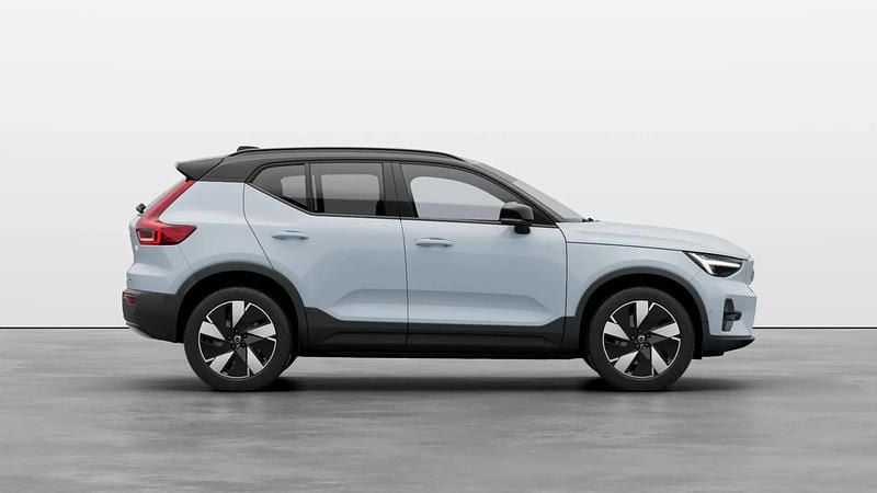 ["cloud blue"] Utilizat 2024 Volvo XC40 Ultimate SUV | 55.031 EUR - Imagine 1/4