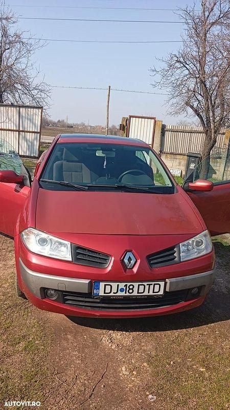 Second-hand Renault Mégane II Privilege 110 CP (80 kW) 2006 Culoarerosu Cabrio