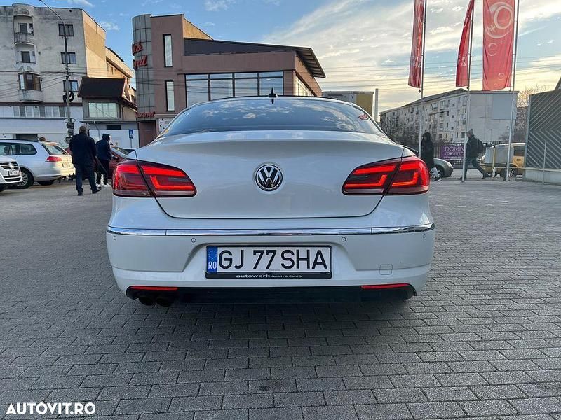 Second-hand VW Passat 177 CP (130 kW) 2013 Culoarealb Berlinǎ