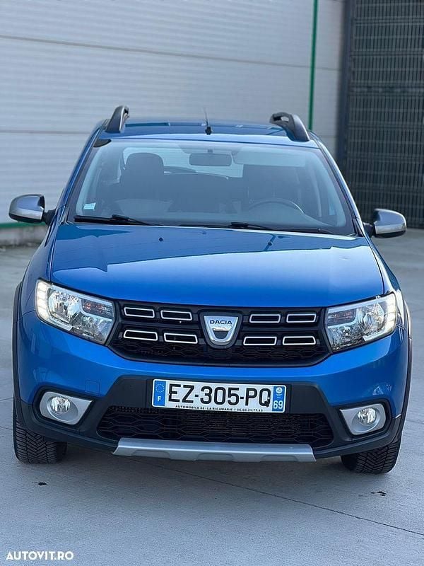 Culoarealbastru Utilizat 2018 Dacia Sandero Essentiel Hatchback | 6.500 EUR (Preț OK) - Imagine 1/4