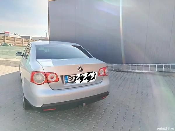 Second-hand VW Jetta 122 CP (89 kW) 2009 Berlinǎ