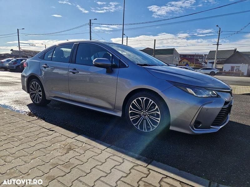 Second-hand Toyota Corolla 97 CP (71 kW) 2021 Culoaregri Berlinǎ