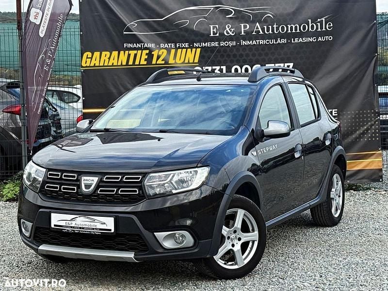 Culoarenegru Utilizat 2018 Dacia Sandero Celebration Hatchback | 6.800 EUR (Preț OK) - Imagine 1/4