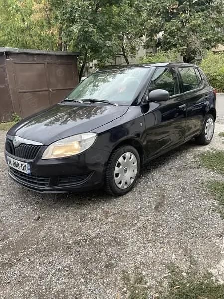 Utilizat 2012 Skoda Fabia Hatchback | 2.350 EUR (Preț bun) - Imagine 1/4