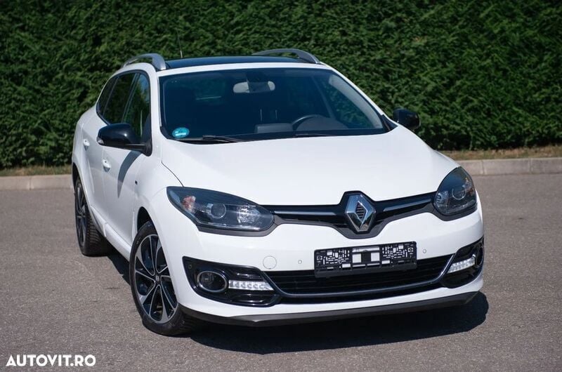 Alb Utilizat 2015 Renault Mégane GrandTour Bose Edition Break | 7.790 EUR (Preț OK) - Imagine 1/4