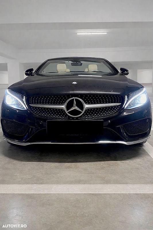 Second-hand Mercedes C220 AMG line 170 CP (125 kW) 2017 Culoarenegru Cabrio