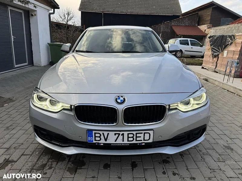 Second-hand BMW 318 Luxury Line 150 CP (110 kW) 2016 Culoaregri Break