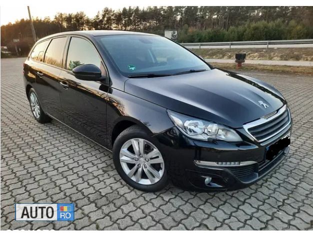 Negru Utilizat 2016 Peugeot 308 Hatchback | 6.990 EUR (Preț bun) - Imagine 1/4