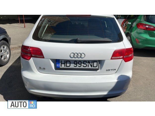 Utilizat 2009 Audi A3 Hatchback | 4.799 EUR (Preț OK) - Imagine 1/3