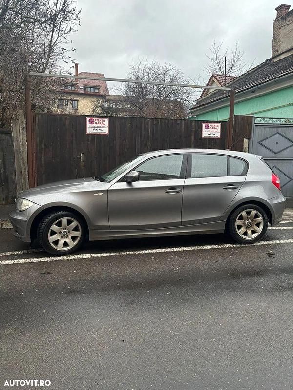 Second-hand BMW 116 Sport Line 116 CP (85 kW) 2010 Culoaregri Hatchback