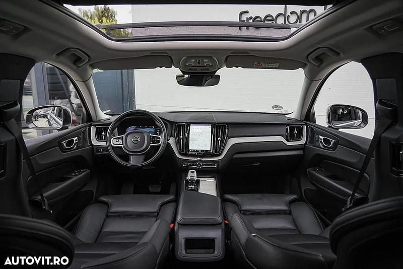 Second-hand Volvo XC60 Inscription 340 CP (250 kW) 2022 Culoaremaro SUV