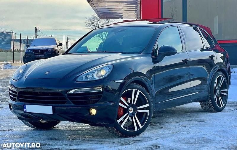 Second-hand Porsche Cayenne Platinum Edition 245 CP (180 kW) 2014 Culoarenegru SUV