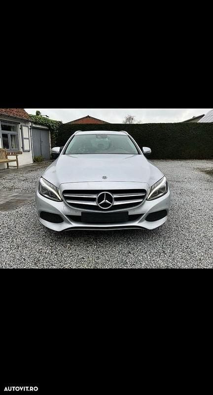 Culoaregri Second-hand 2017 Mercedes C180 Avantgarde Break | 11.700 EUR (Preț bun) - Imagine 1/4