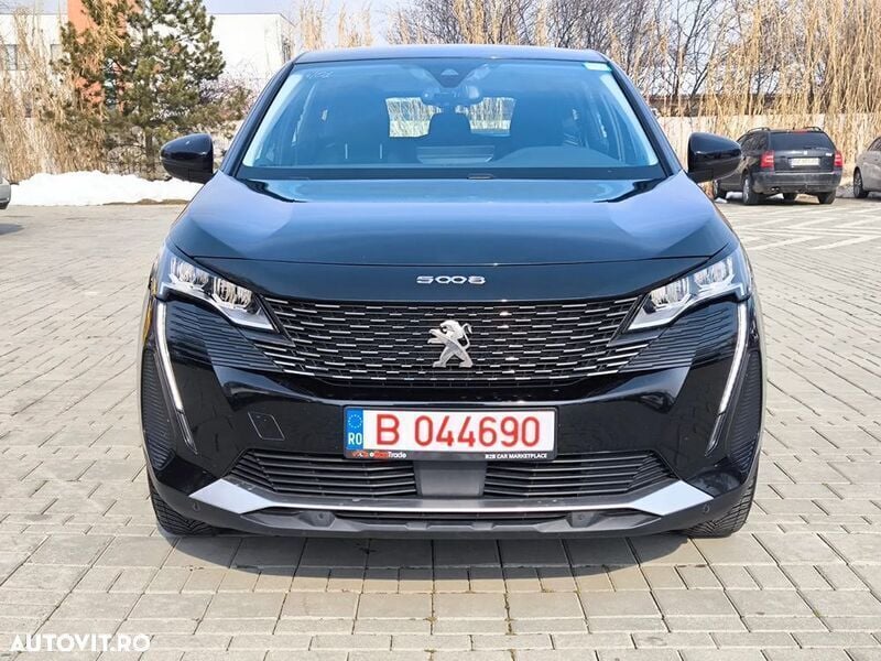 Negru Utilizat 2021 Peugeot 5008 Allure Monovolum | 18.981 EUR (Puțin scump) - Imagine 1/4