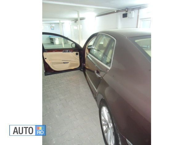 Second-hand VW Phaeton 240 CP (176 kW) 2008 Berlinǎ