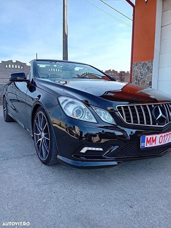 Negru Utilizat 2011 Mercedes E220 Cabrio | 10.995 EUR (Preț OK) - Imagine 1/4