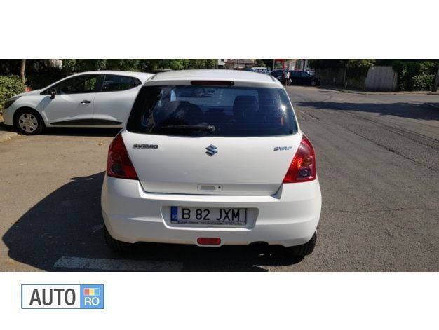 Second-hand Suzuki Swift 90 CP (66 kW) 2010 Alb Hatchback
