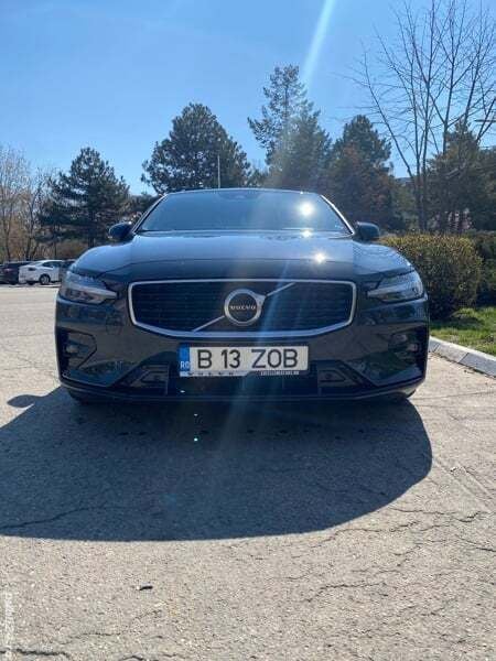 Gri Utilizat 2020 Volvo S60 R-Design Berlinǎ | 26.000 EUR - Imagine 1/4
