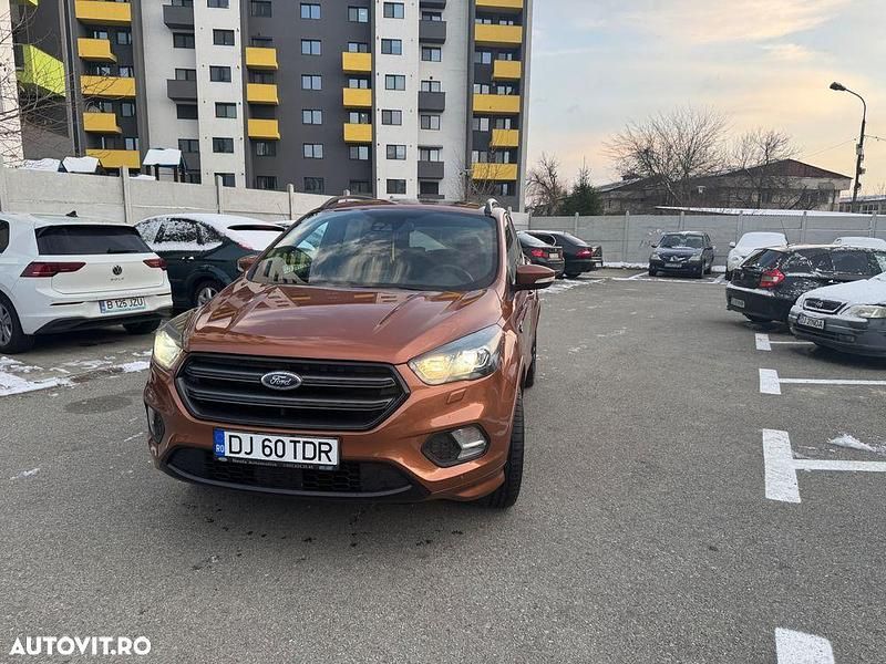 Second-hand Ford Kuga ST-Line 180 CP (132 kW) 2018 Culoareportocaliu SUV