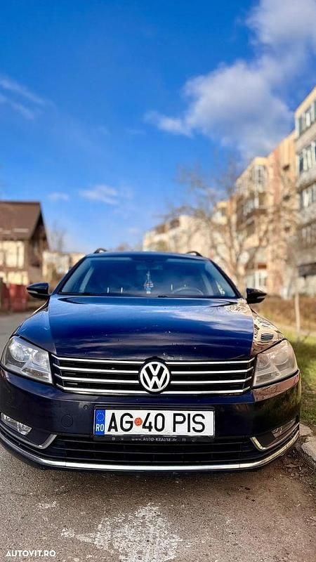 Second-hand VW Passat Comfortline 140 CP (102 kW) 2013 Culoarenegru Break