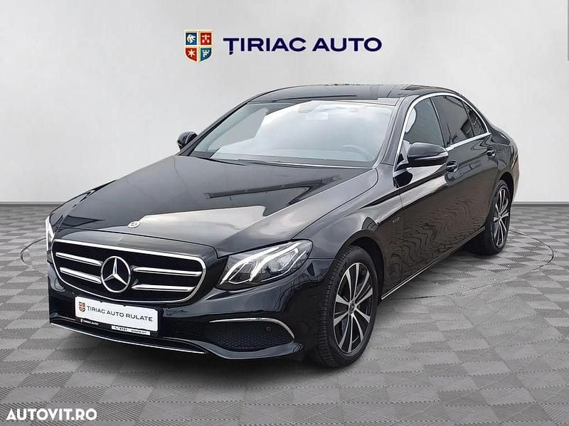 Culoarenegru Utilizat 2020 Mercedes E300 Break | 29.900 EUR (Preț OK) - Imagine 1/4