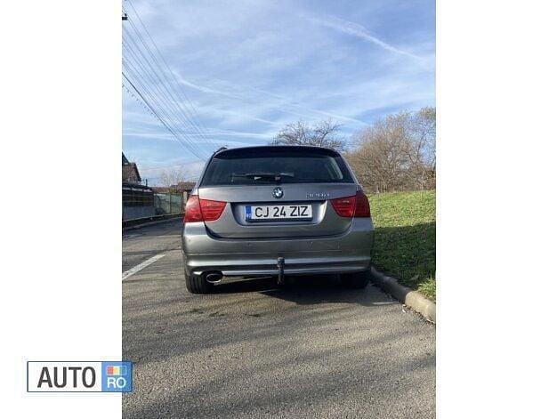 Second-hand BMW 320 177 CP (130 kW) 2009 Gri Break
