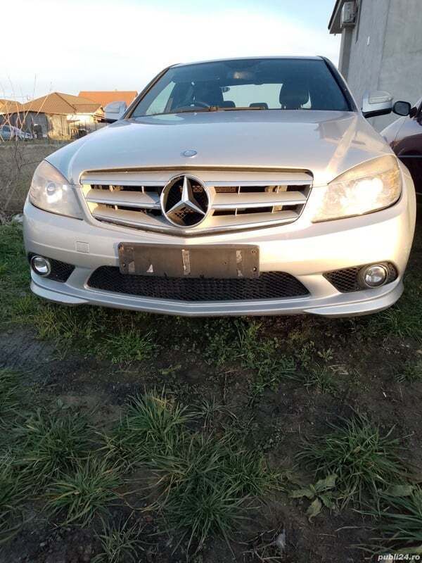 Utilizat 2008 Mercedes C220 Berlinǎ | 2.500 EUR - Imagine 1/4