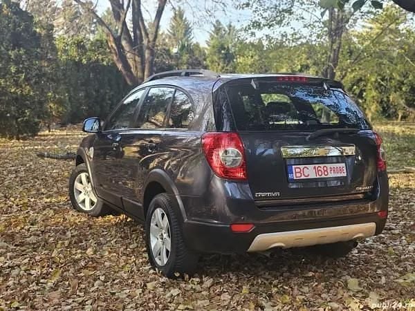 Second-hand Chevrolet Captiva 150 CP (110 kW) 2008 Gri SUV