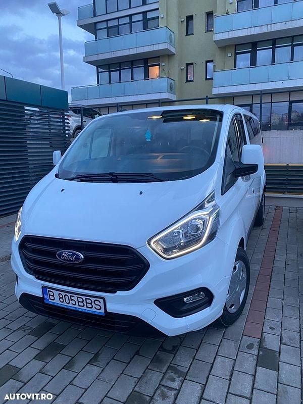 Culoarealb Utilizat 2021 Ford Transit Custom Monovolum | 22.000 EUR (Preț OK) - Imagine 1/4