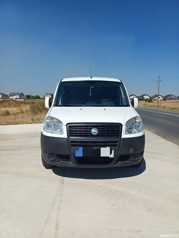 Utilizat 2007 Fiat Doblò Monovolum | 2.700 EUR (Preț OK) - Imagine 1/4