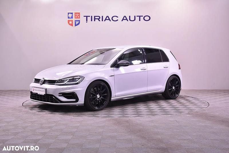 Culoarealb Utilizat 2018 VW Golf VII Hatchback | 25.400 EUR - Imagine 1/4