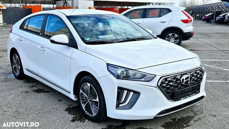 Culoarealb Second-hand 2021 Hyundai Ioniq Hatchback | 15.800 EUR (Preț bun) - Imagine 1/4