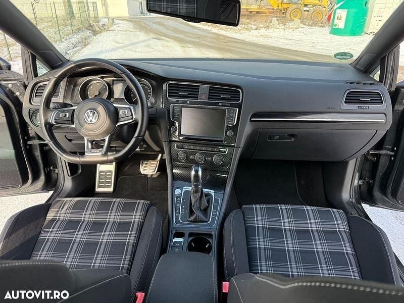 Second-hand VW Golf VII GTD 184 CP (135 kW) 2015 Culoaregri Hatchback
