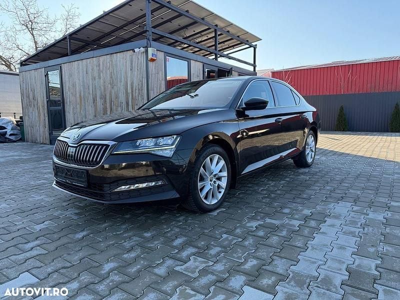 Culoaremaro Second-hand 2020 Skoda Superb Ambition Berlinǎ | 16.990 EUR (Preț OK) - Imagine 1/4