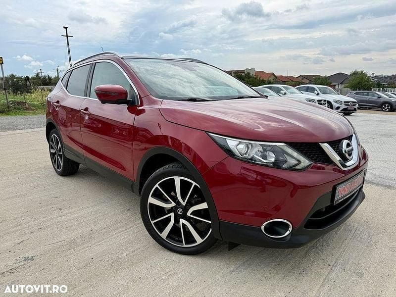 Rosu Utilizat 2016 Nissan Qashqai Tekna SUV | 13.450 EUR (Preț OK) - Imagine 1/4