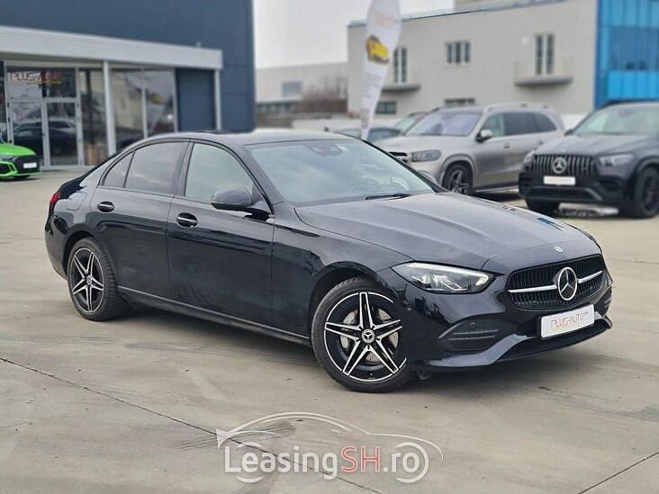 Negru Utilizat 2022 Mercedes E300 Avantgarde Berlinǎ | 41.890 EUR - Imagine 1/4