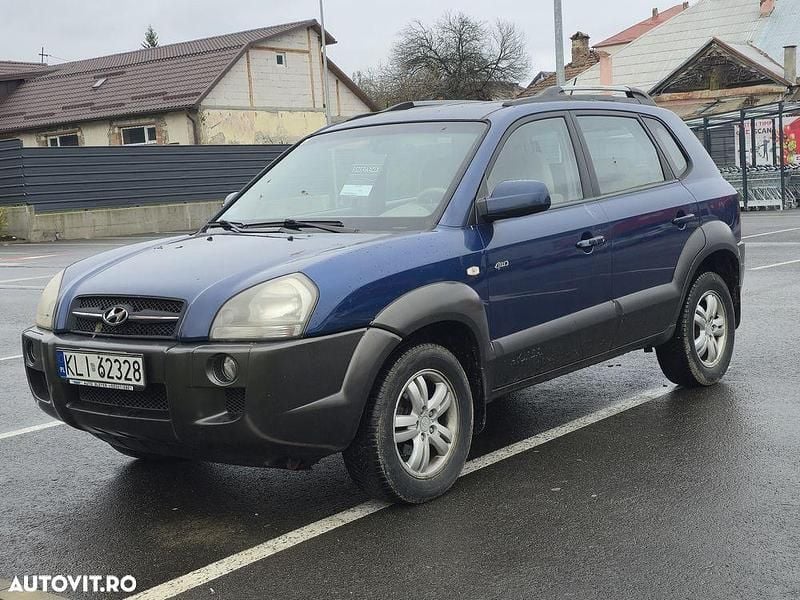 Culoarealbastru Utilizat 2004 Hyundai Tucson SUV | 2.250 EUR (Scump) - Imagine 1/4