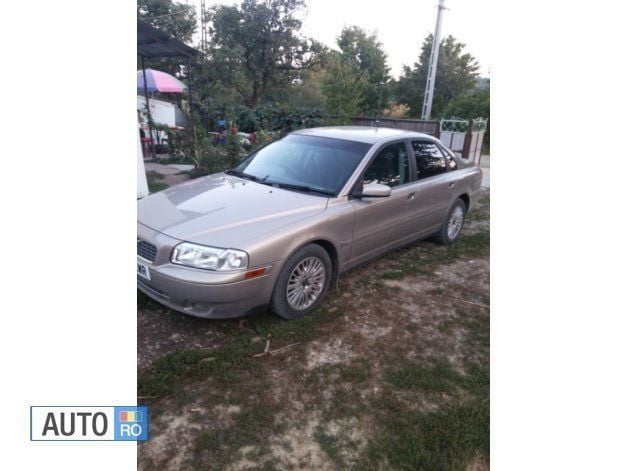 Second-hand Volvo S80 163 CP (119 kW) 2003 Argintiu Berlinǎ