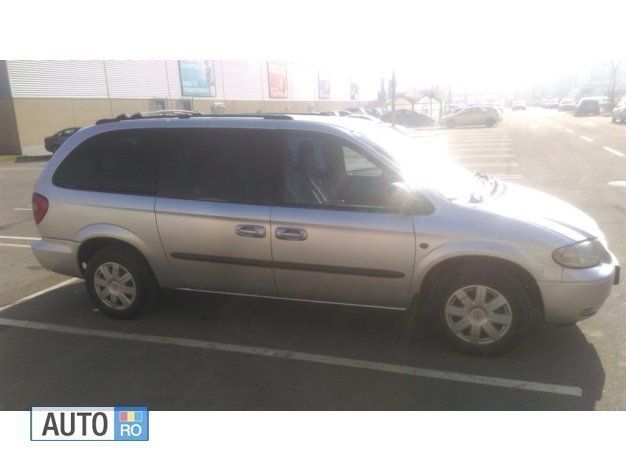 Second-hand Chrysler Grand Voyager 143 CP (105 kW) 2003 Monovolum