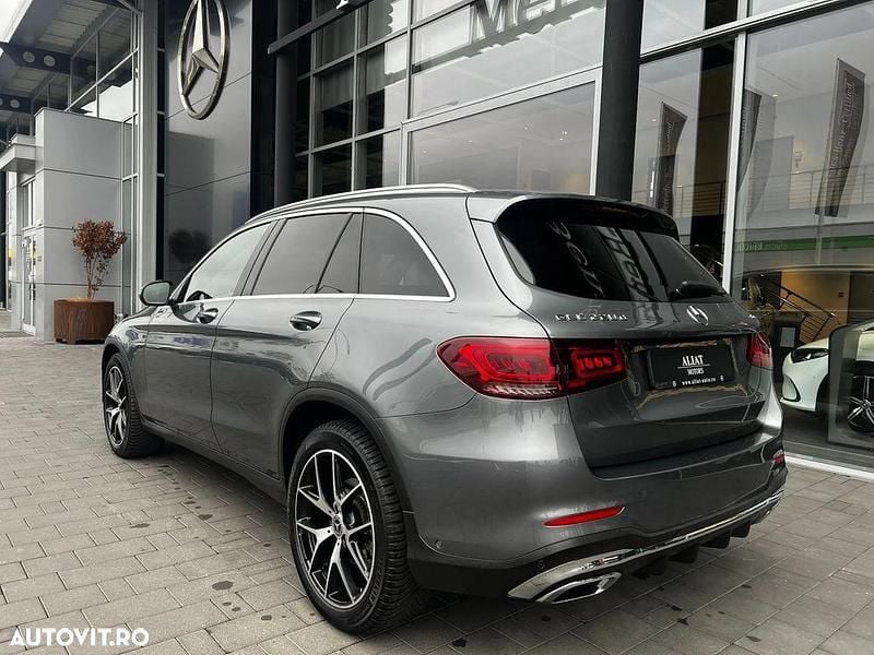 Second-hand Mercedes GLC220 AMG line 194 CP (142 kW) 2019 Culoaregri SUV
