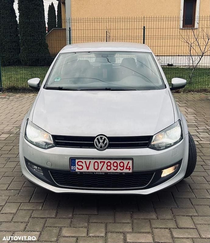 Culoaregri Second-hand 2011 VW Polo Hatchback | 5.000 EUR (Preț bun) - Imagine 1/4