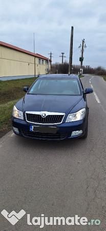 Utilizat 2010 Skoda Octavia Berlinǎ | 3.200 EUR (Preț OK) - Imagine 1/4