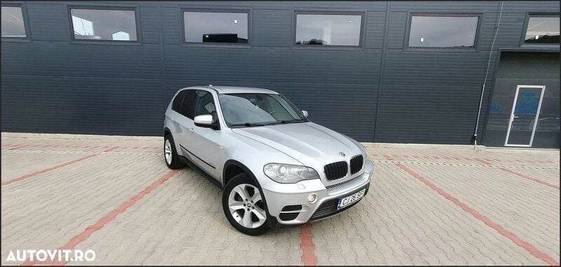 Argint Utilizat 2012 BMW X5 SUV | 10.350 EUR (Super Preț) - Imagine 1/4